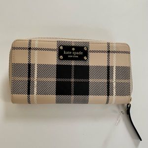 Brand new Kate Spade plaid wallet